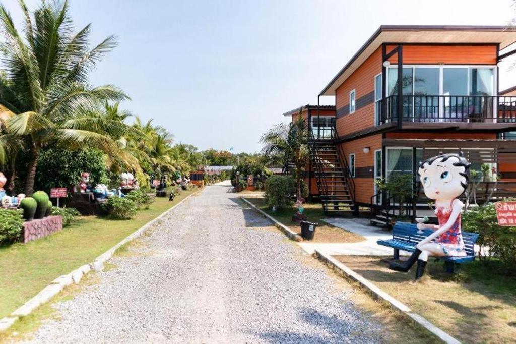 Oyo 755 Rattana Resort Koh Lanta Luaran gambar